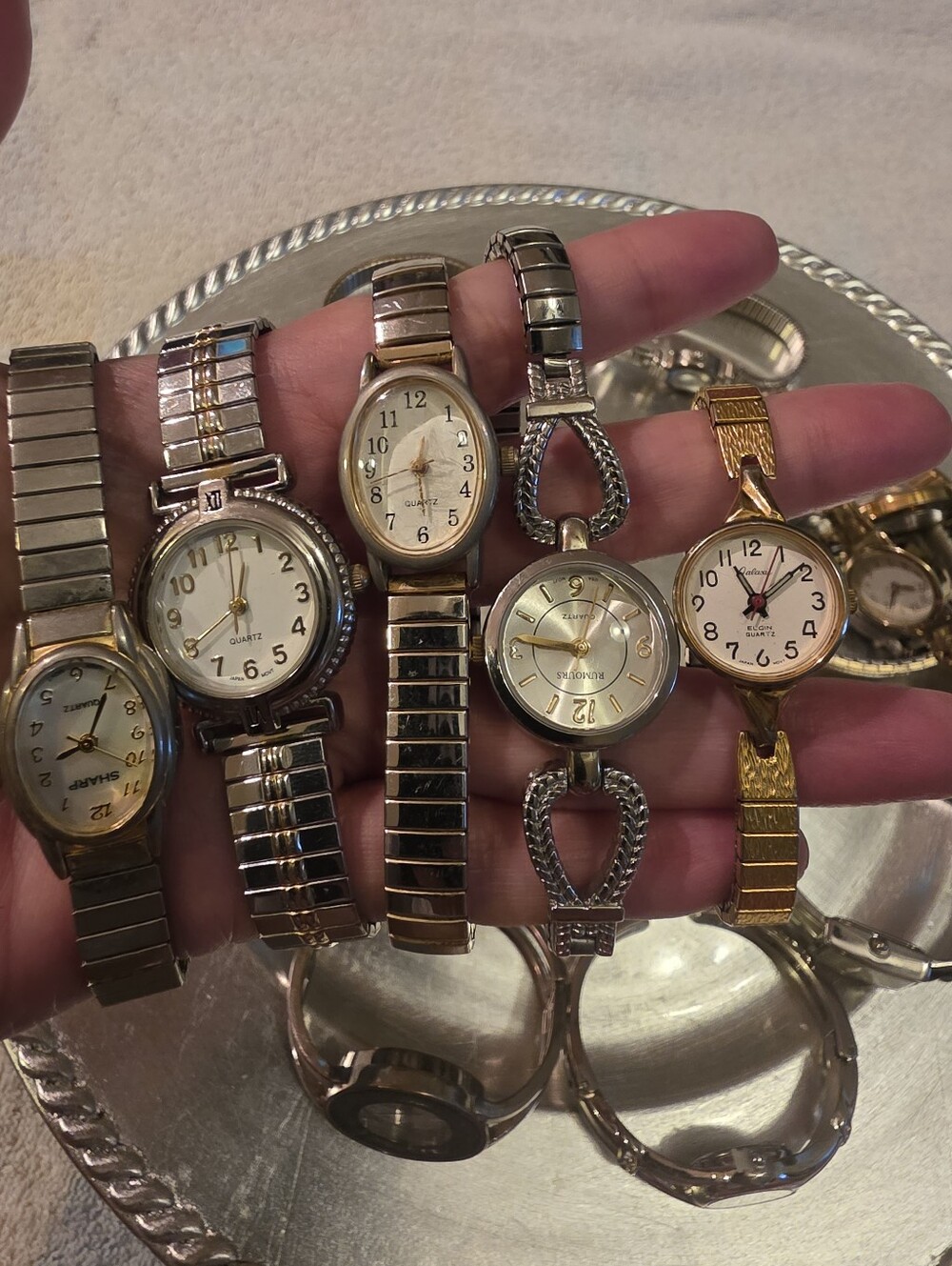 26 Vintage Gold/Silver Toned Stretch Bangle Cuff Watches Repair Wear Repurpose